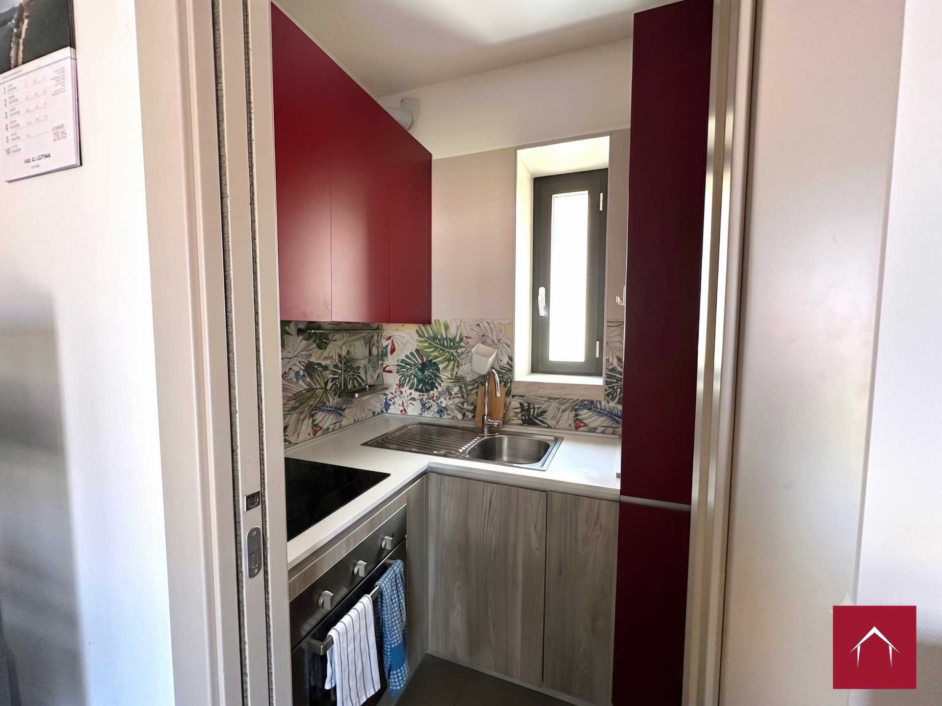 Bilocale arredato con esclusivo terrazzo panoramico - foto 10