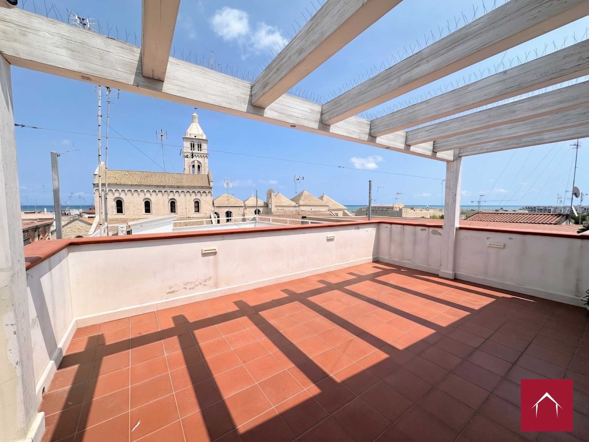 Bilocale arredato con esclusivo terrazzo panoramico - foto 25