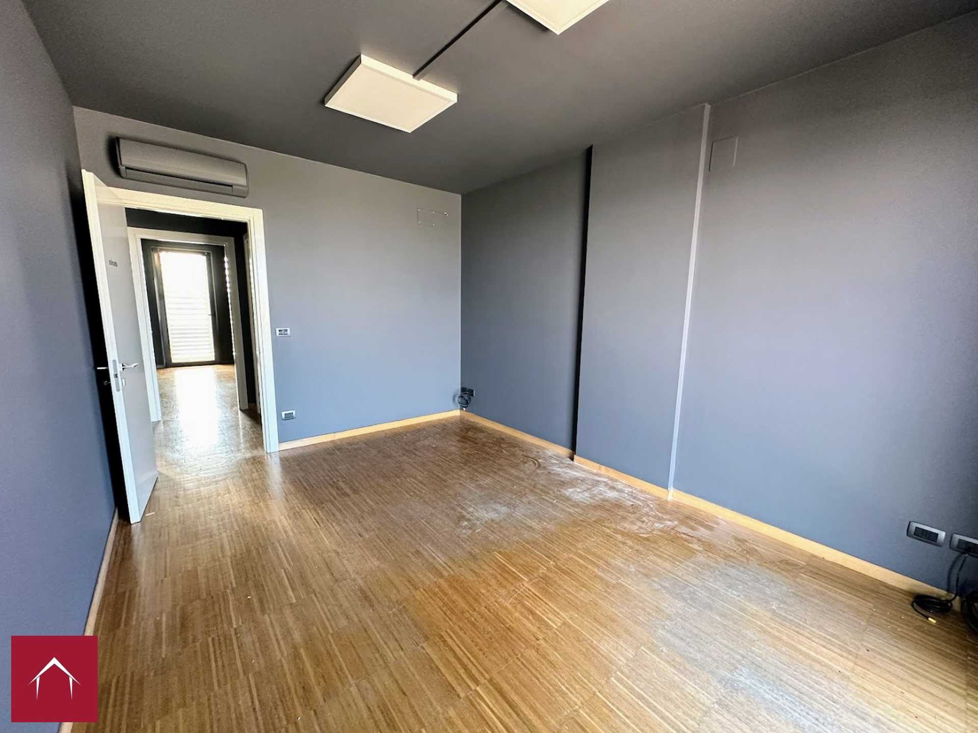 Prestigioso ufficio al complesso INCA’ - foto 29
