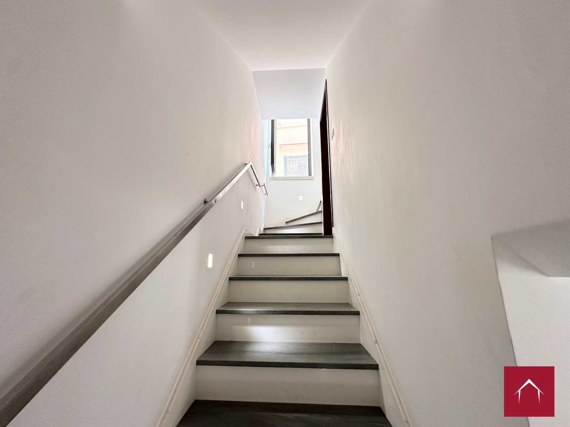 Bilocale arredato con esclusivo terrazzo panoramico - foto 4
