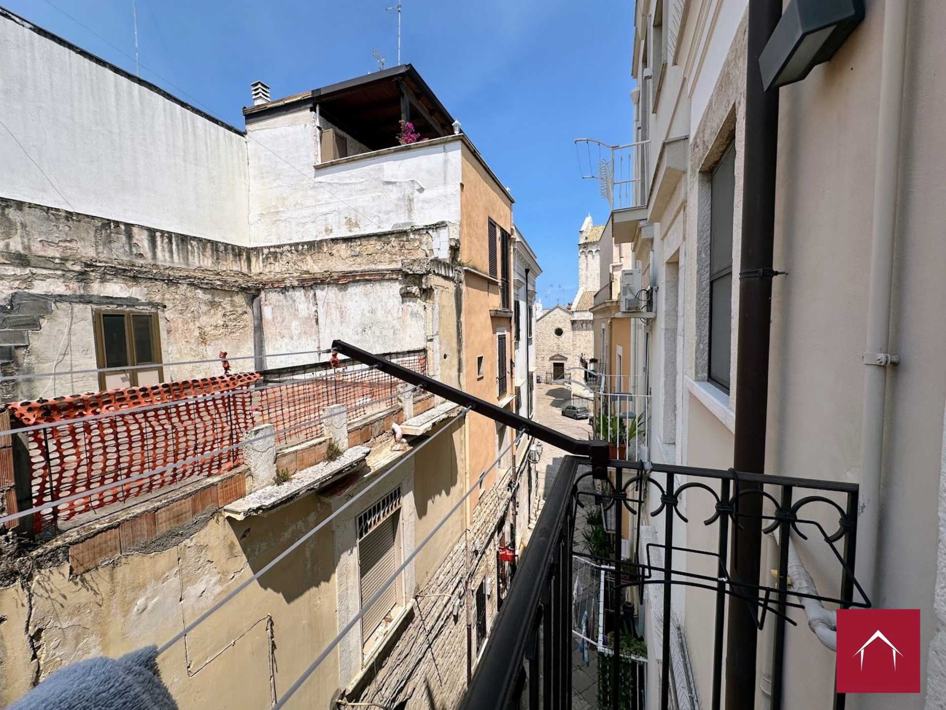 Bilocale arredato con esclusivo terrazzo panoramico - foto 8