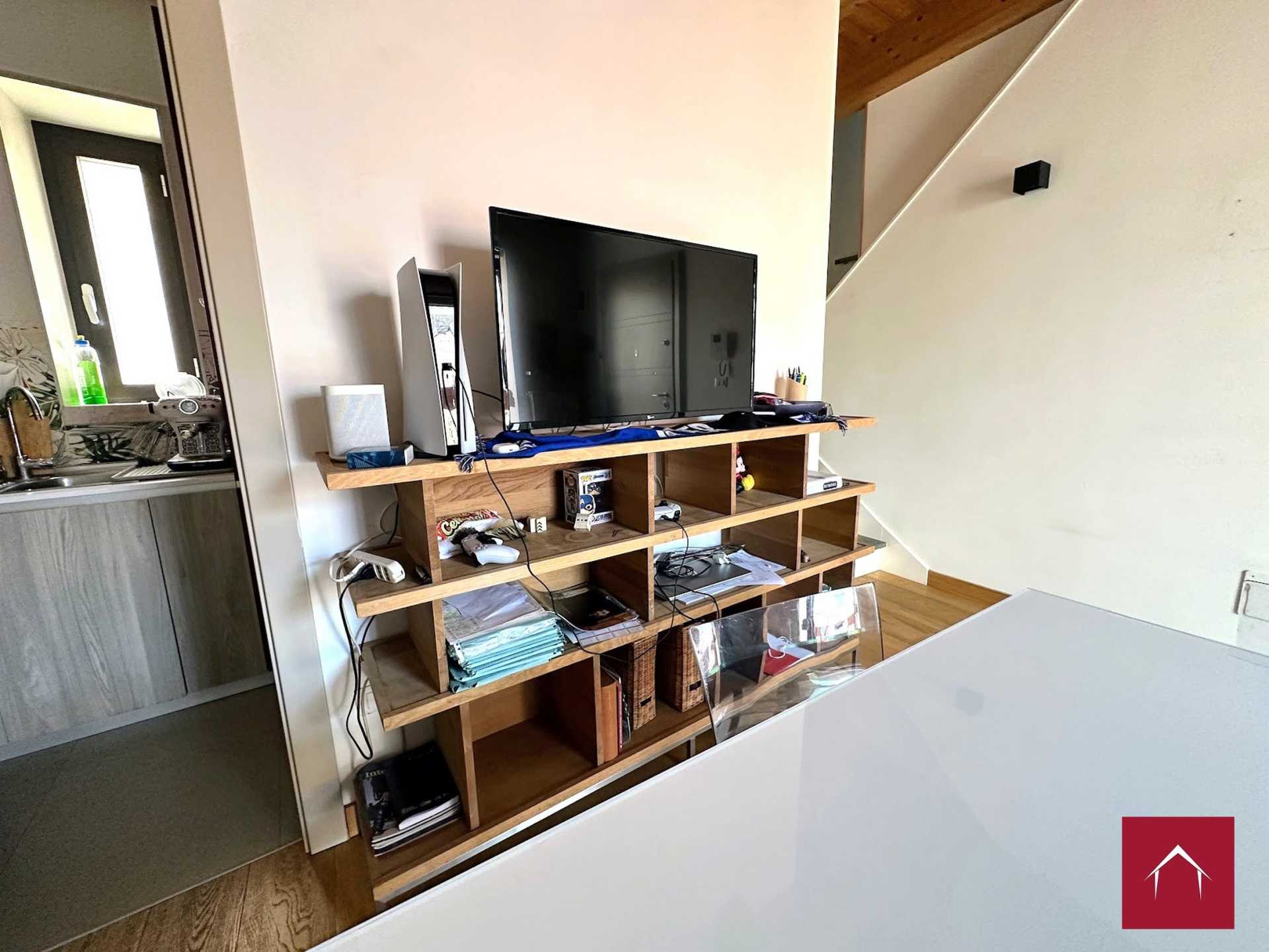 Bilocale arredato con esclusivo terrazzo panoramico - foto 9